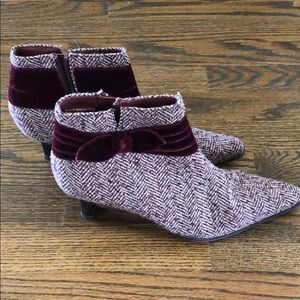 Brown and cream tweed heels